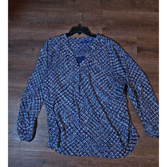 Apt. 9 Tops - Apt. 9 Women’s Plus Size Navy Blue Abstract Mixed Media V-Neck Blouse